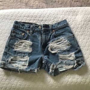 Levi blue jean distressed shorts